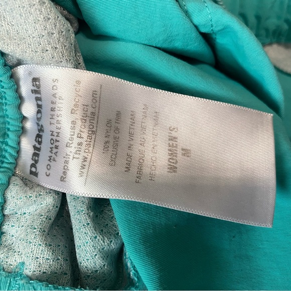 Patagonia Mid Rise Barely Baggies Nylon Teal Blue Athletic Shorts Size Medium - Picture 6 of 6